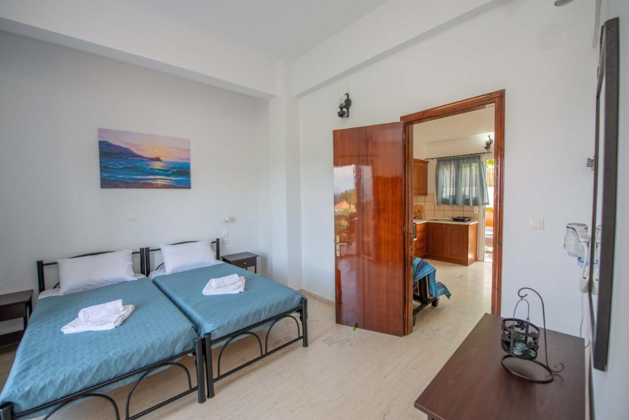 Lena'S Apartments Astrakeri 外观 照片